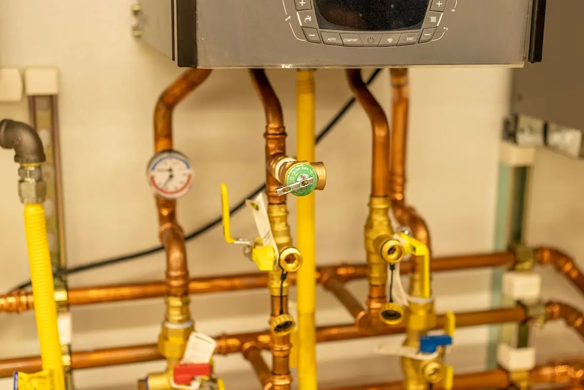 Licensed technician providing Pipe Repair for a homeowner in Beverly Hills